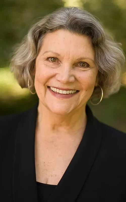 Frances Lee McCain