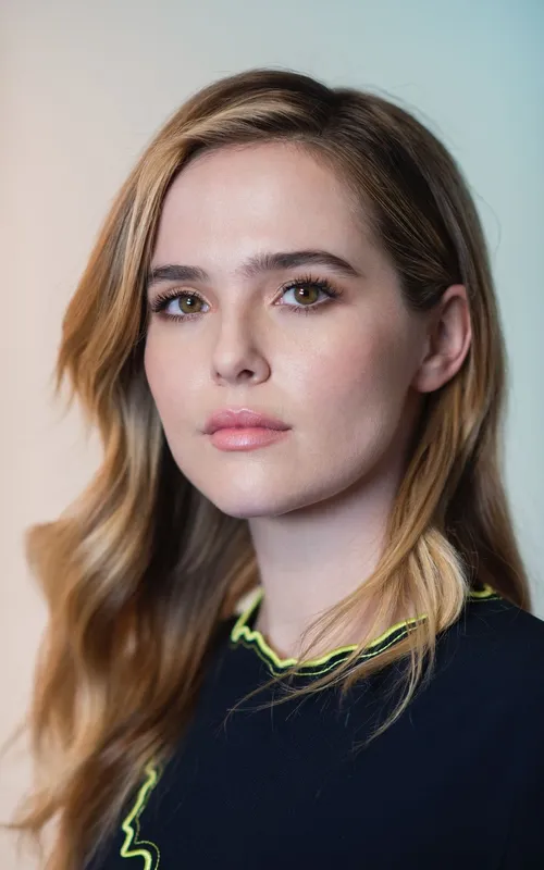 Zoey Deutch