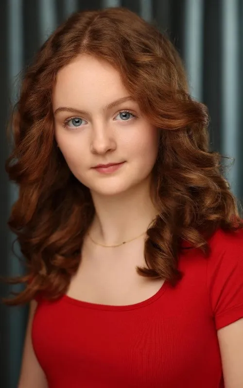 Holly Robertson