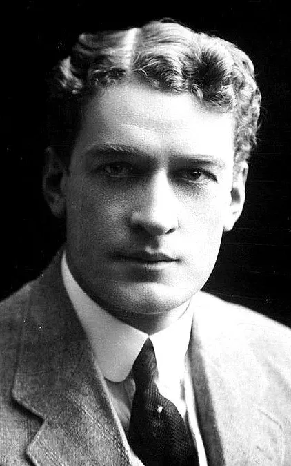 Bertram Wallis