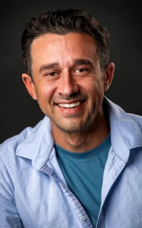 Robert Carrera