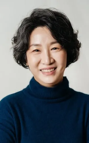 Shin Hye-kyung
