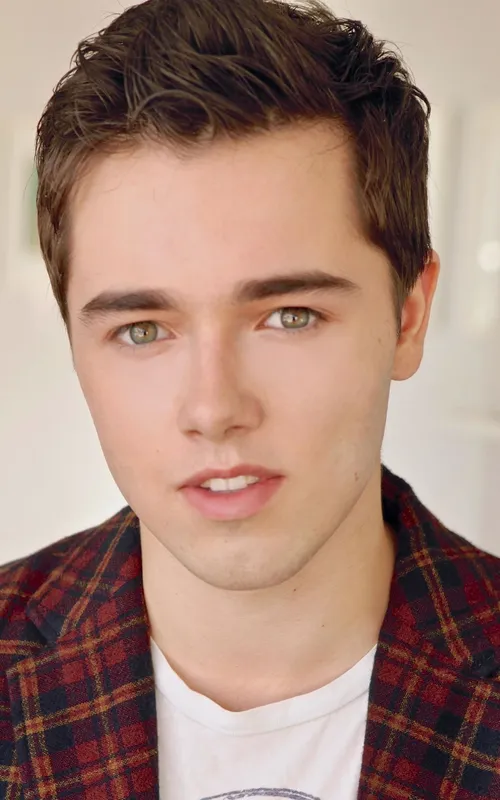 Alex Ferris