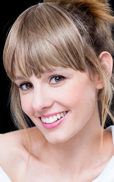 Esther Acebo
