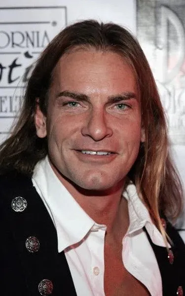 Evan Stone