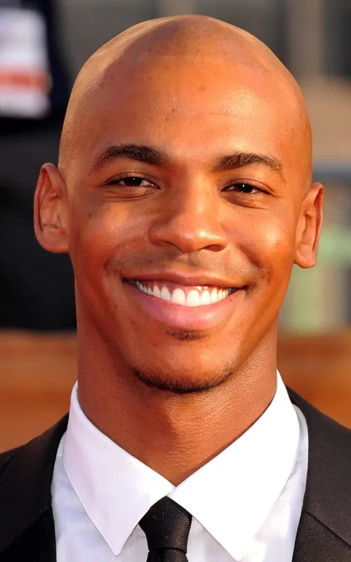 Mehcad Brooks