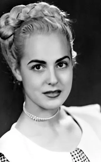 Anita Lhoest