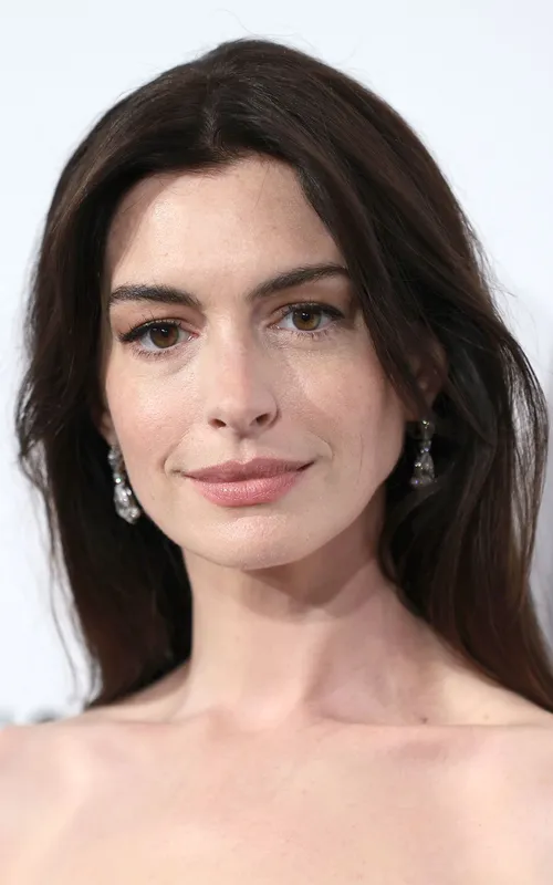 Anne Hathaway