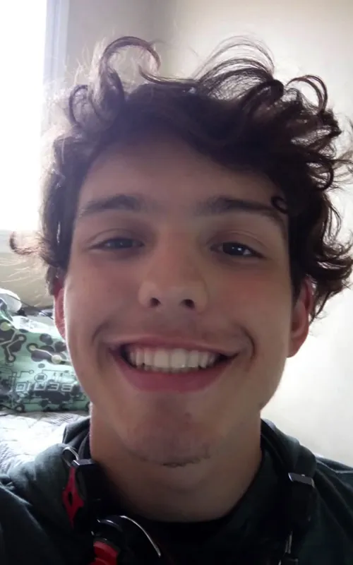 Yan Costa Carneosso