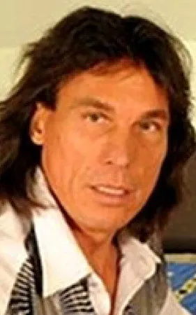 Simon Rau