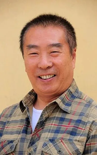 Yingqi Li