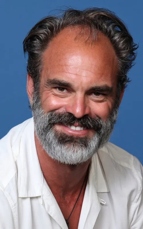 Steven Ogg