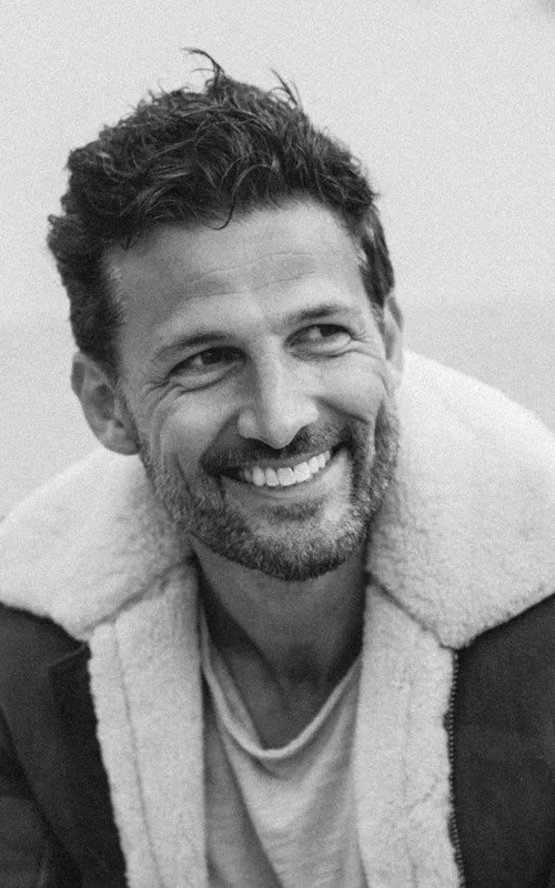 Tim Robards