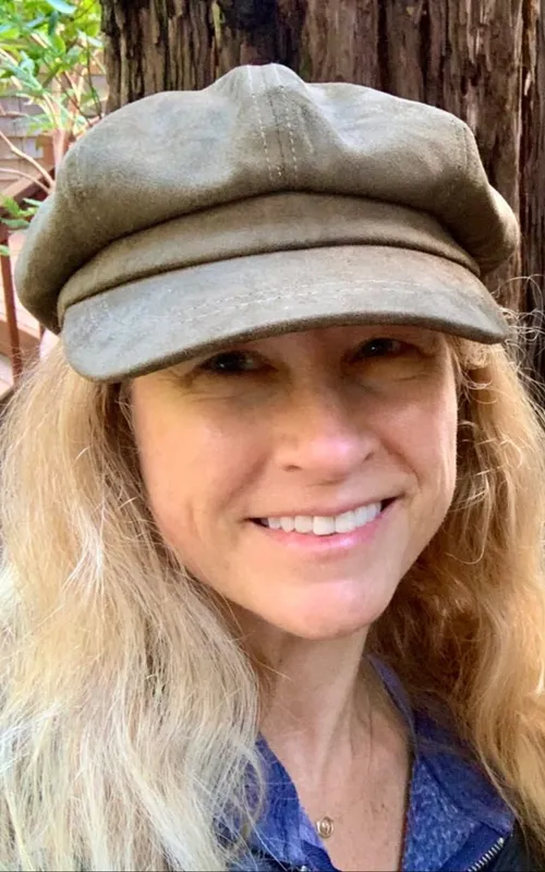 Lisa Landers