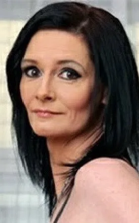 Laura Dark