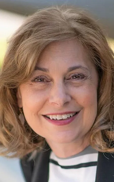 Leslie Dianne