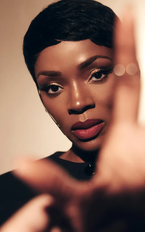 Caroline Chikezie