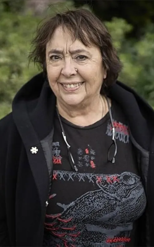 Margarida Gil