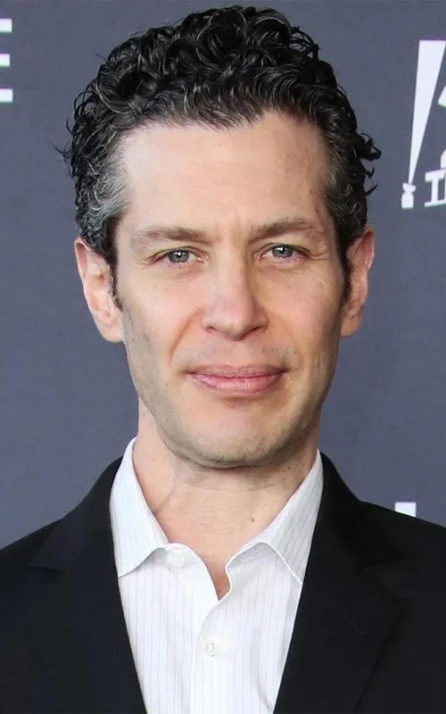 Thomas Kail