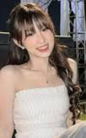 Leona Zhen