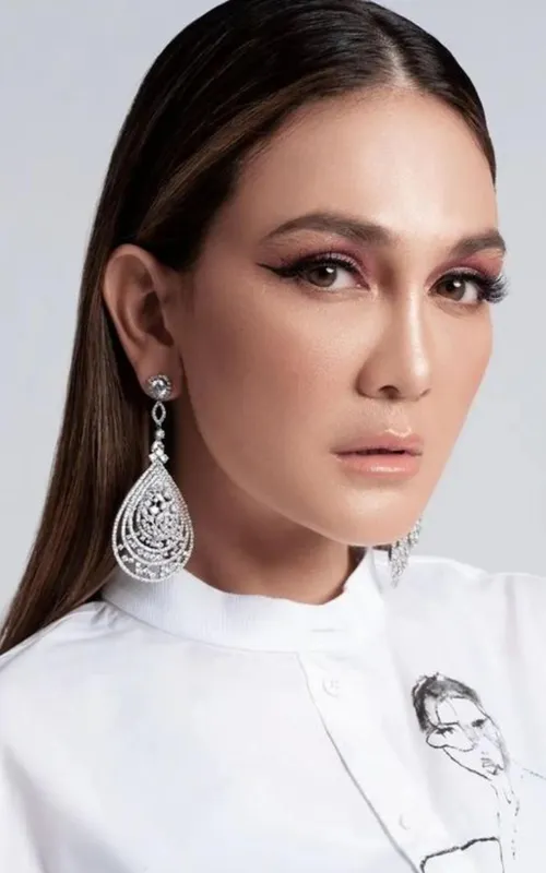 Luna Maya