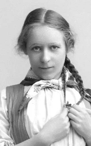 Ester Julin