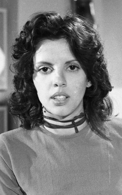 Lúcia Alves