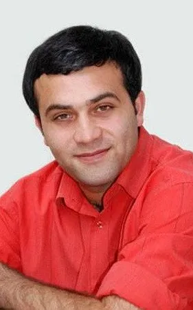 Ramil Əliyev