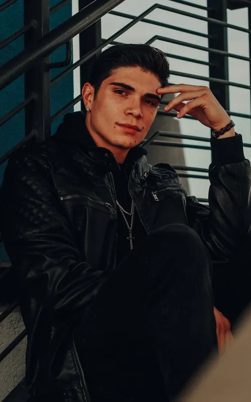 Drew Lopez