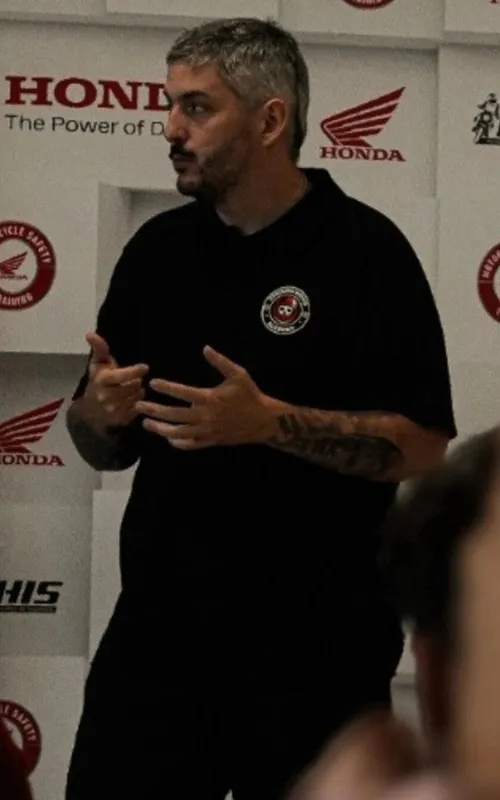 Gerard Peña