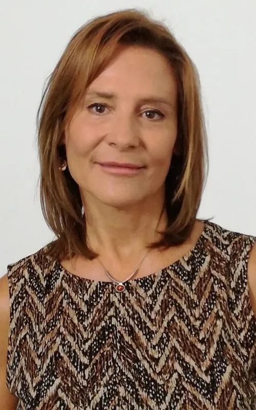 Laura Giosh