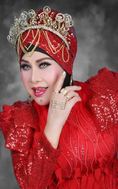 Elvy Sukaesih