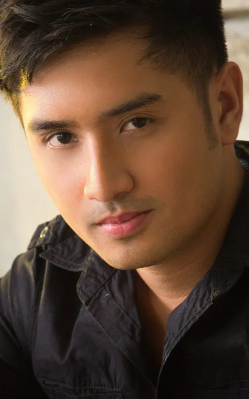 Aaron Rivera