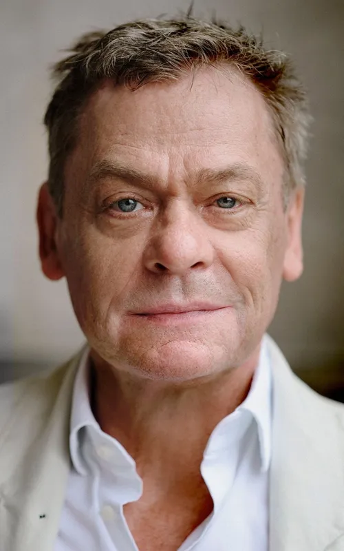 Sylvester Groth