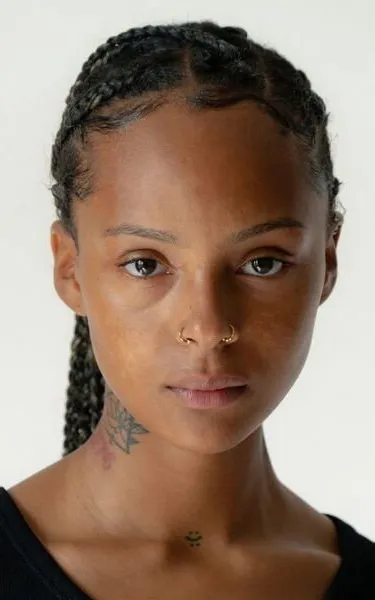 Zoë Livay