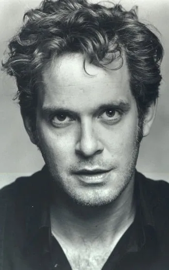 Tom Hollander