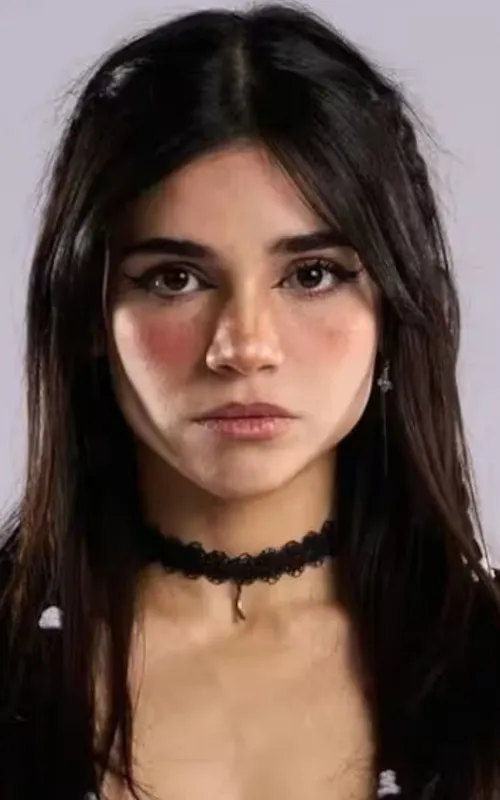 Alana Flores