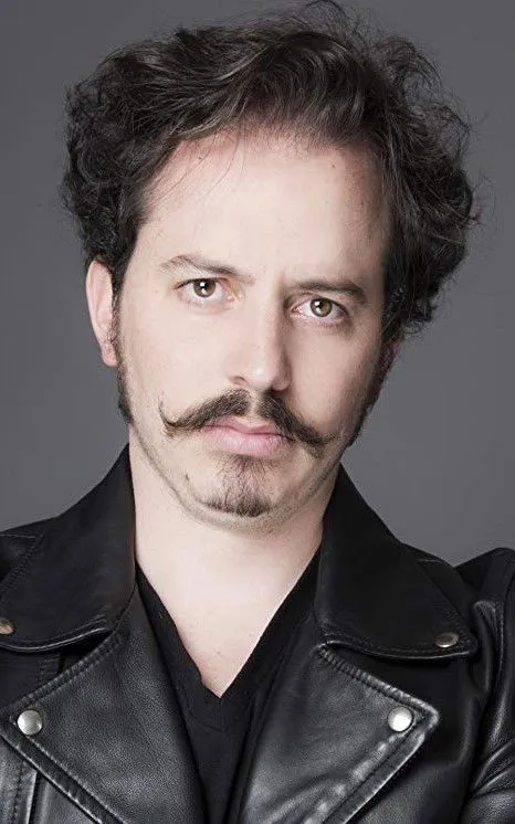 Isaac Ezban