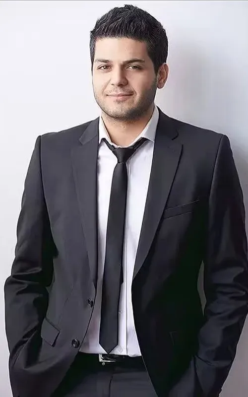 Ezra Sholeh