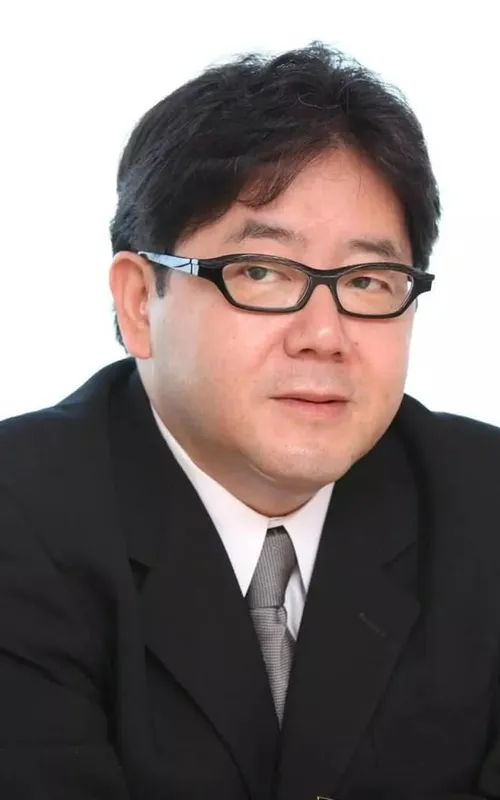 Yasushi Akimoto