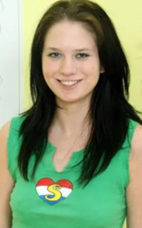 Lara H