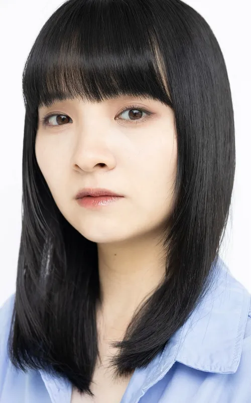 Ayu Maezuka