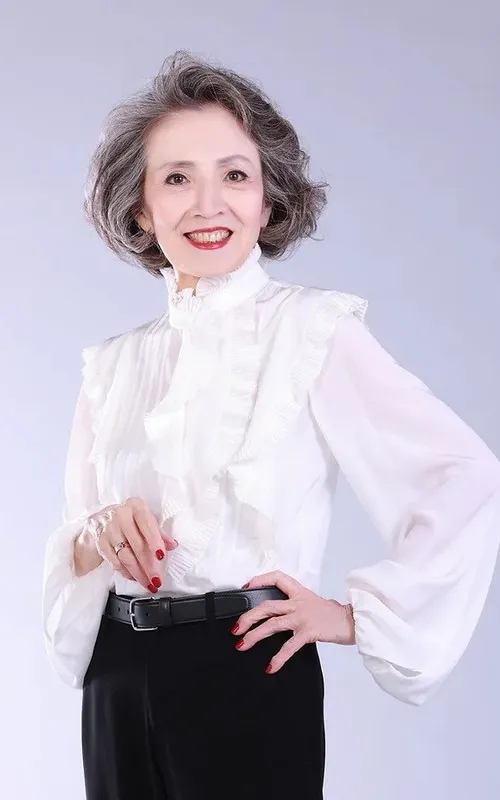 Anna Jun