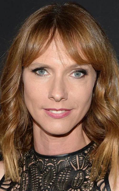 Dolly Wells