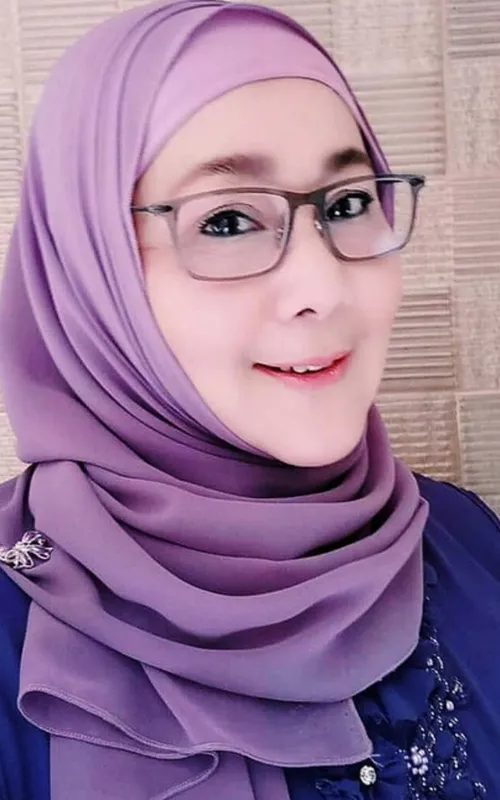 Ucy Bing Slamet