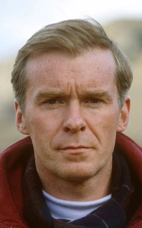 Ian McElhinney