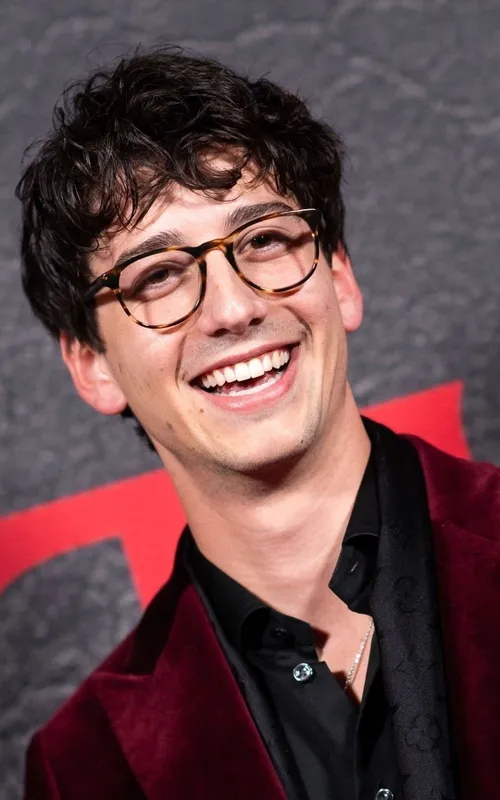 Milo Manheim
