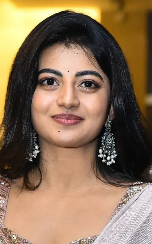 Anandhi