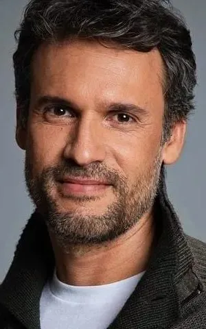 Yadier Fernández