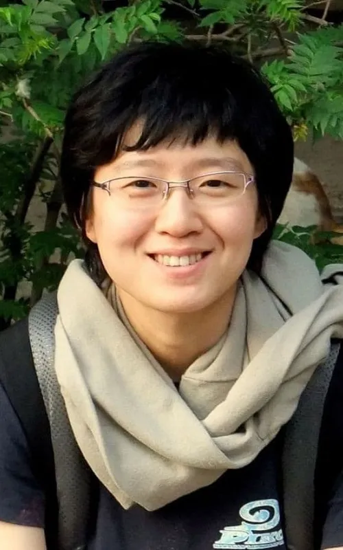 Liu Jiayin